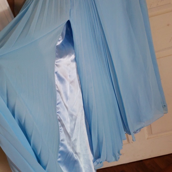 Formal - Picture 3 of 7